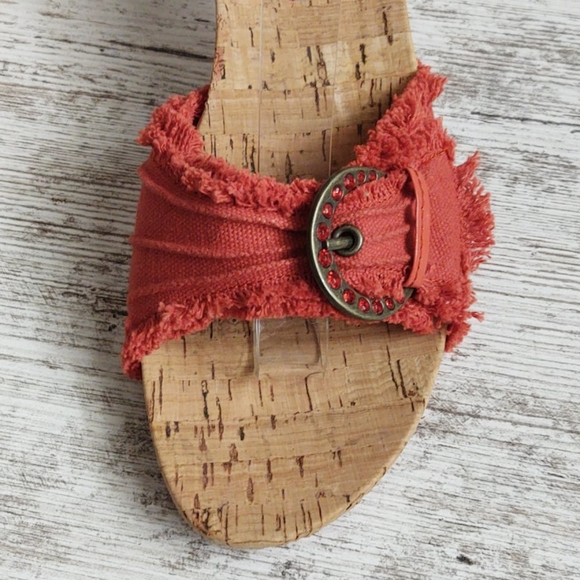 Kenneth Cole Reaction FAB-ULOUS Ruby Slide 9M - Picture 4 of 16